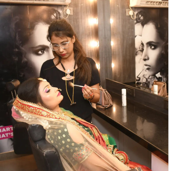 Best Makeup Artist In Kanpur